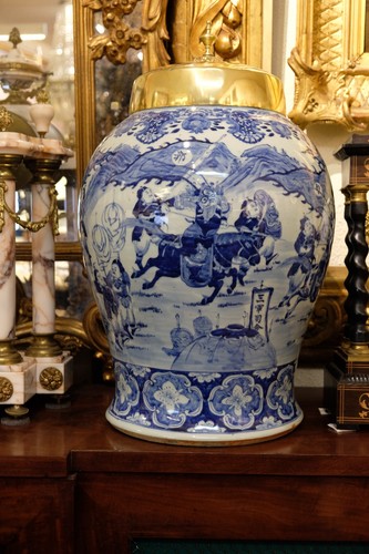 Große antike chinesische